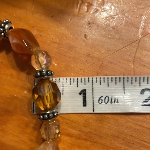 8” stackable stretch bracelet with 11 amber color 4 stone 8 silver beads - Picture 11 of 12